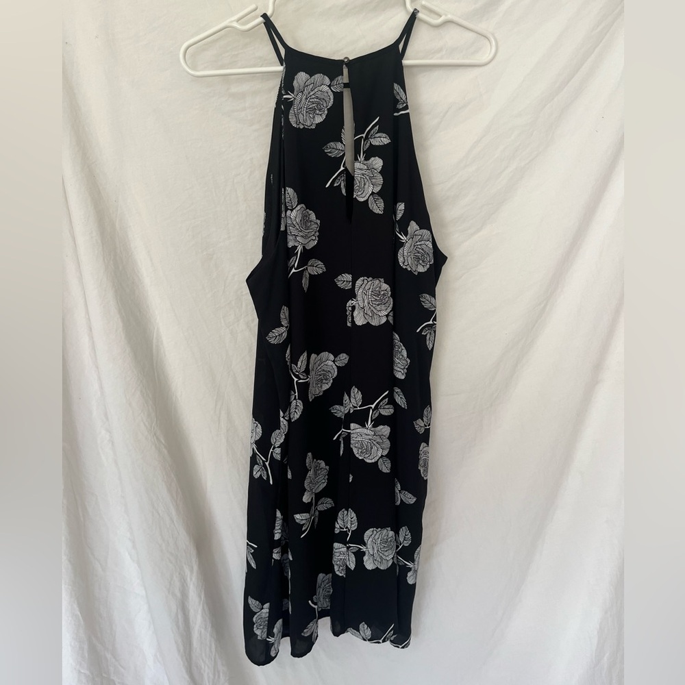 Elegant Black and White Floral Mini Dress